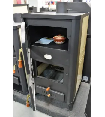 Prity FG W18R Wood burning stove with integrated cooking oven, 23 kW